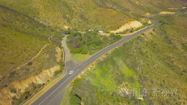 查峰驱动器 4 k 的山口路到空中的镜头。南非开普敦。5 第 2 部视频
