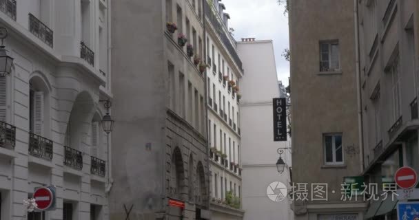 巴黎街道与建设酒店横幅视频