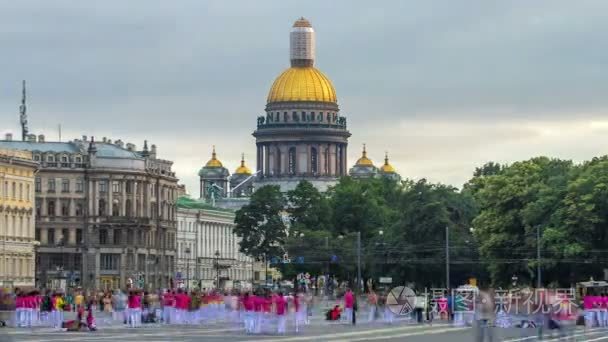 Saint Isaacs cathedral from the Palace square timelapse hyperlap