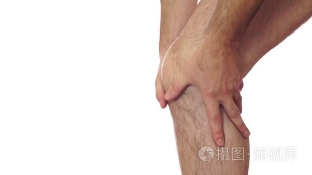 男性膝关节疼痛上白色孤立视频