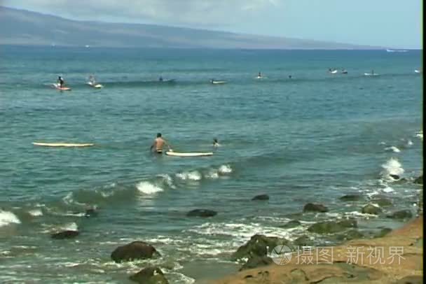 在海面上夏威夷冲浪视频