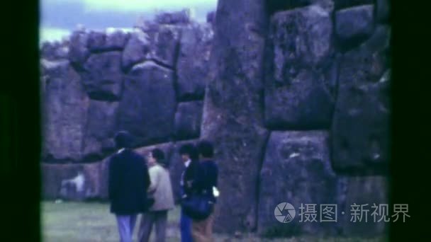 旅游集团探索 Saksaywaman 印加遗址