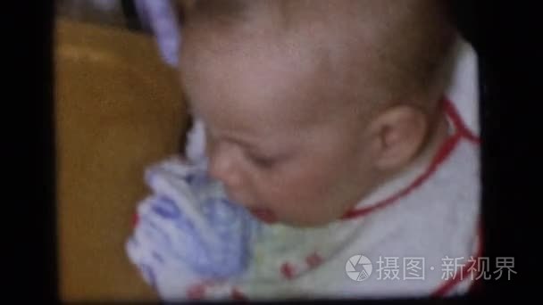 党与年幼的孩子视频