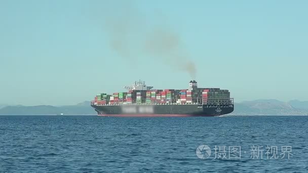查看船舶运载货物到目的地端口视频