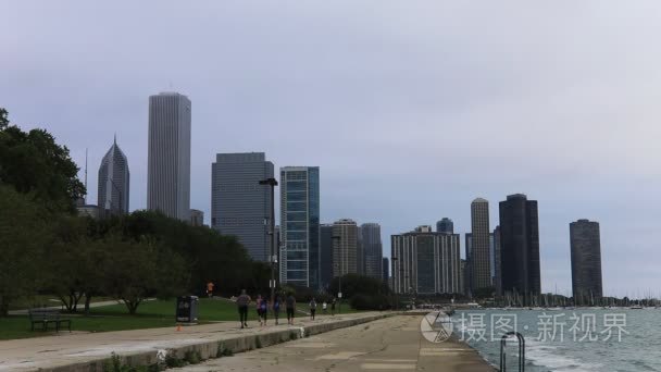 有雾的日子被港芝加哥天际线视频