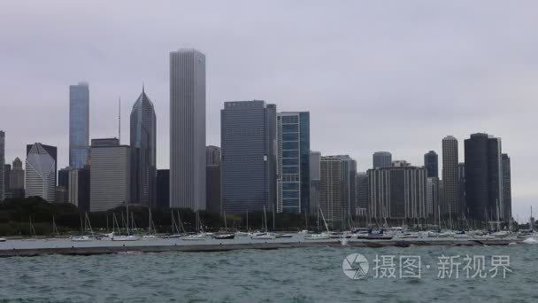 大雾天芝加哥市中心的观视频