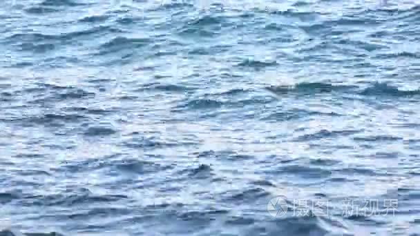 美丽的蓝色大海波涛视频