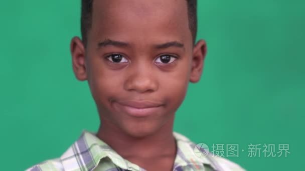35 儿童肖像年轻男孩微笑快乐黑人男性儿童