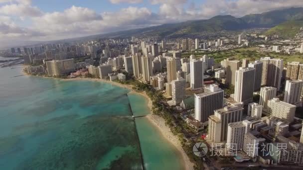 空中的威基基湾 Kalkaua Ave