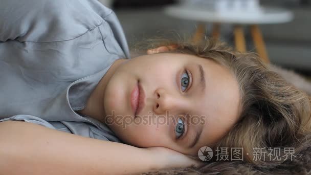 关闭的眼睛视频素材-关闭的眼睛实拍视频下载-第1页-摄图新视界视频库