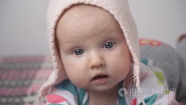 特写的可爱小宝宝的脸视频