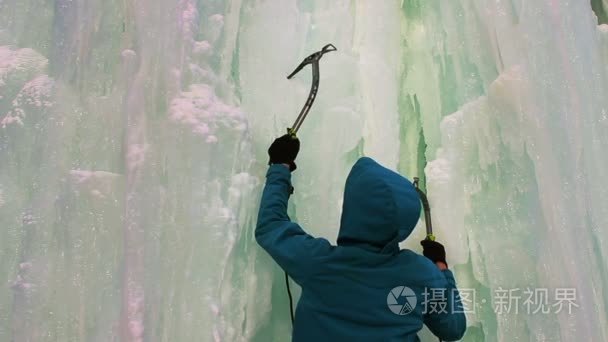 冰攀岩登山家视频