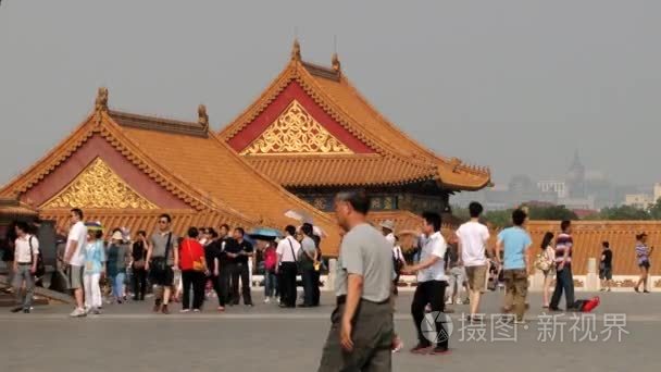 游客参观 Gugun 宫在北京，中国