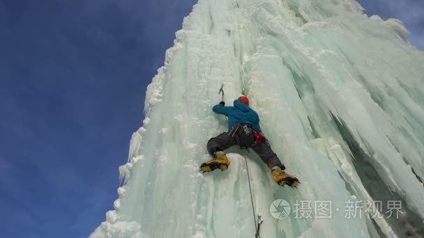 冰攀岩登山家视频