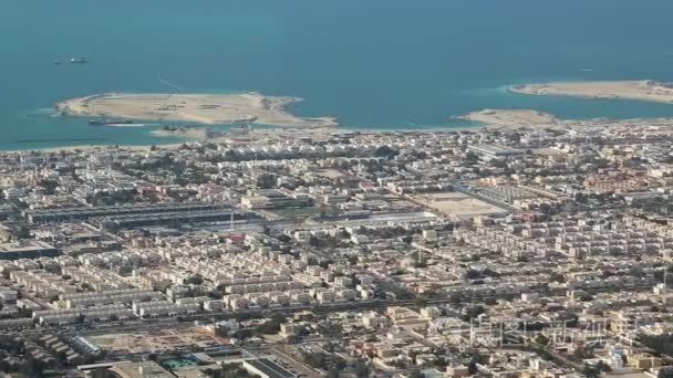 在迪拜和波斯湾地区的住宅小区视频