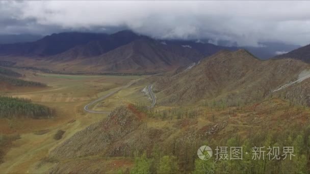 在阿尔泰山视频