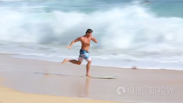 在欧胡岛夏威夷沙滩滑板冲浪视频