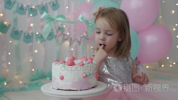 庆祝孩子的生日聚会视频