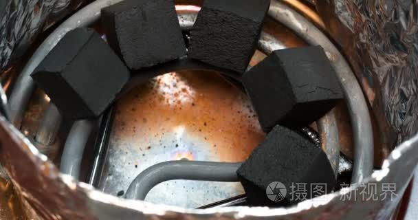 椰子的水烟炭加热电动螺旋视频