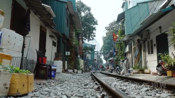 铁路经过河内市中心的视图视频