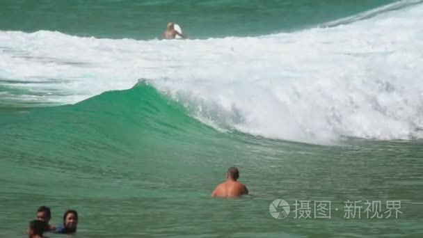 波奈汉海滩上视频