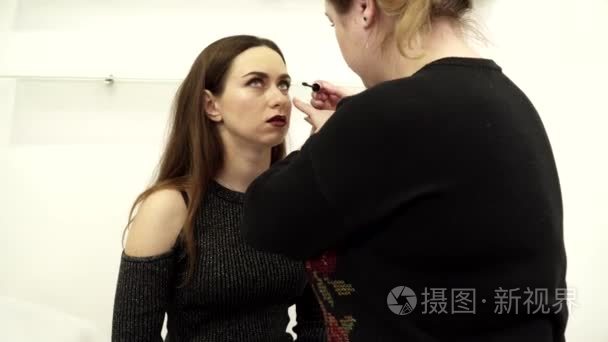 美容师用睫毛的睫毛膏视频