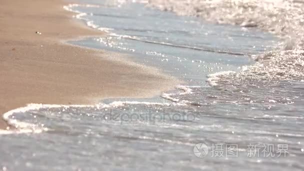 海岸边的波浪视频