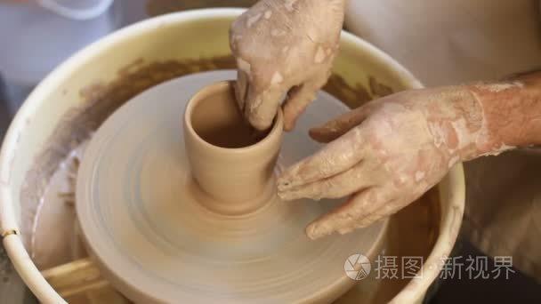 波特在他工艺作品杯视频