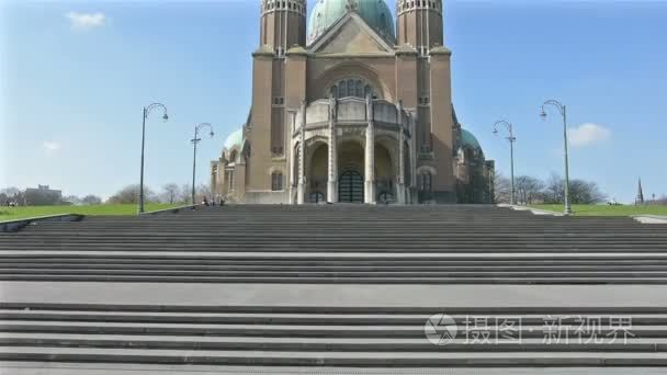 在布鲁塞尔圣心圣心大教堂视频