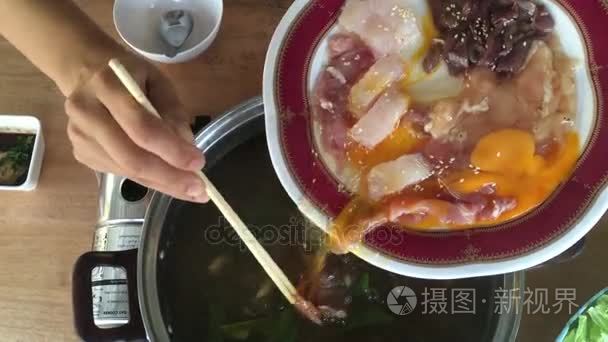 自制烹饪寿喜烧火锅视频