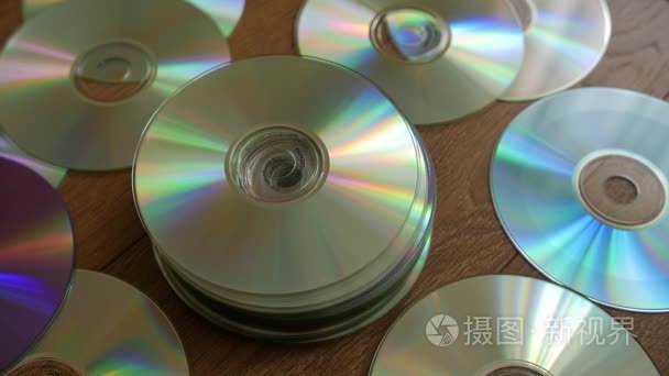 落到桩的 Dvd 或 Cd 的光盘