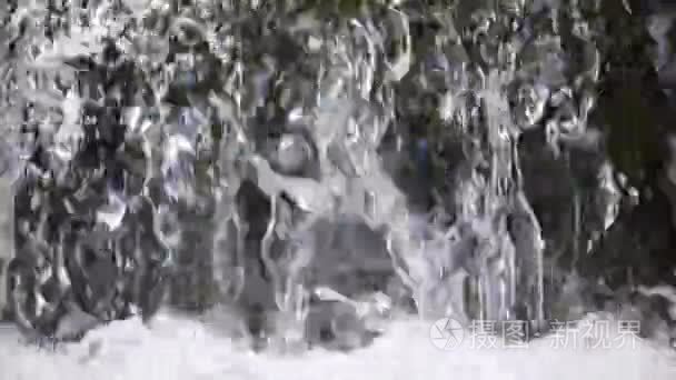 在克里米亚半岛美丽的瀑布视频