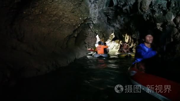 船行到热带岛屿视频