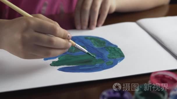 行星地球绘画视频