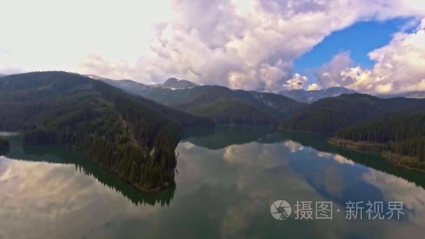 山镜子湖视频