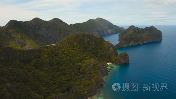 热带岛屿，鸟瞰图。爱妮岛