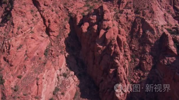 空中射击的红色的悬崖和山 st 乔治犹他州