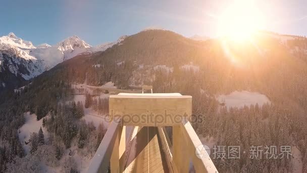 鸟瞰图桥梁道路街道自然景观视频