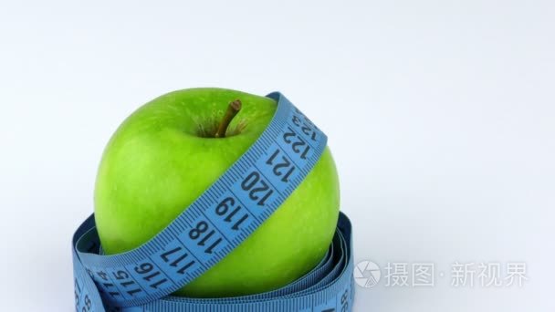 苹果和测量饮食健康的生活理念视频