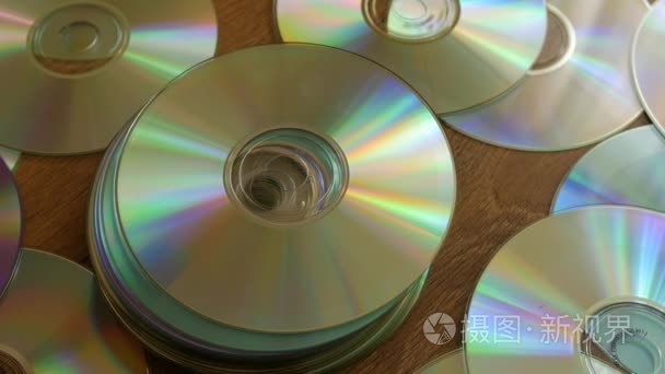 落到桩的 Dvd 或 Cd 的光盘