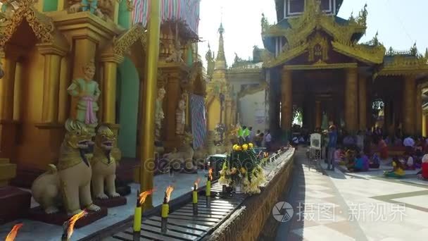 Shwedagon 塔佛教灯仰光