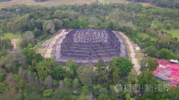 婆罗浮屠寺庙的空中风景视频