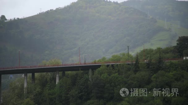 毕尔巴鄂西班牙巴斯克国家, 下雨天, 青山