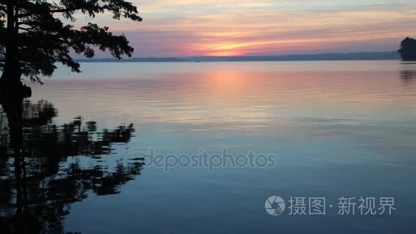 在里尔富特湖日出视频