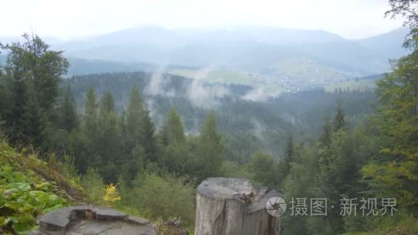 从山顶到村里山风景视频