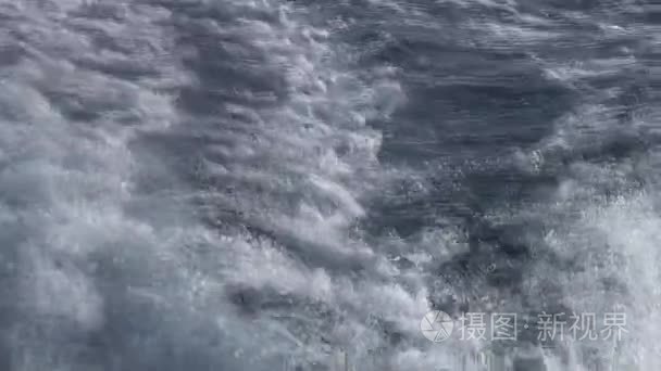 从一艘汽船在菲律宾海波浪视频