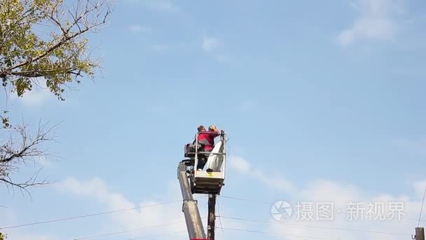 电动技术修复路灯工业繁荣搭视频