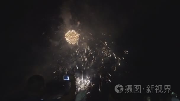 美丽的烟花节人看烟花视频