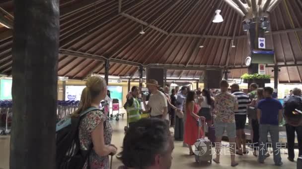独特的苏梅岛国际机场在露天股票录像视频