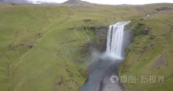 飞离 Skogafoss